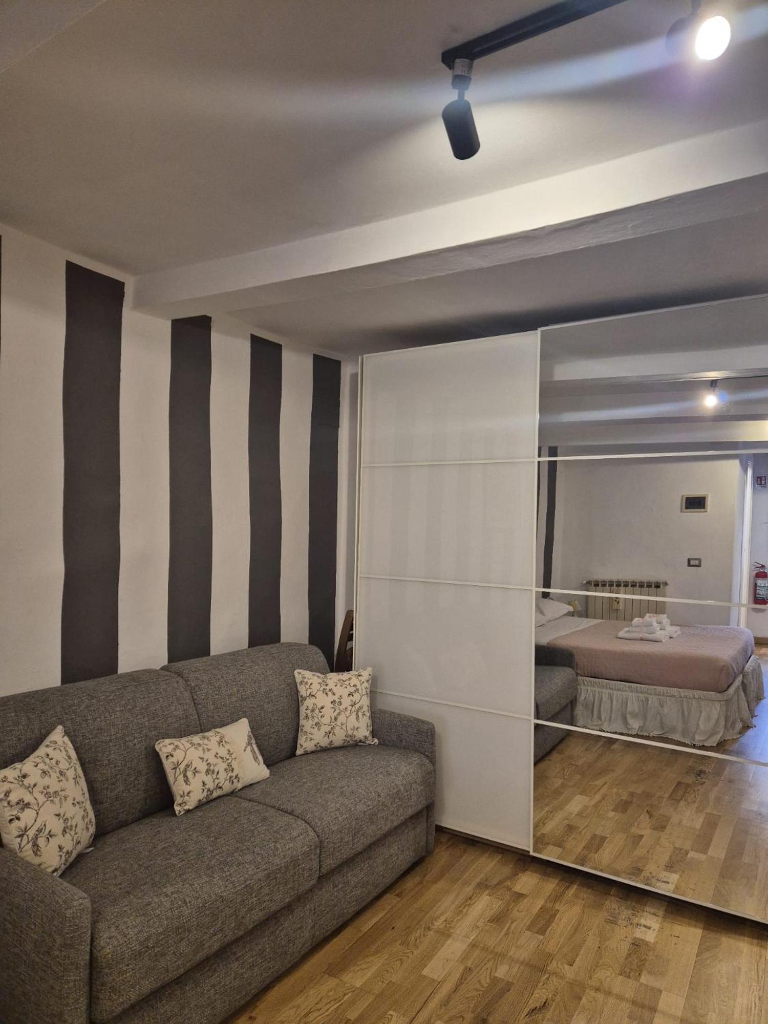 Ognissanti Dream Suites ฟลอเรนซ์ ภายนอก รูปภาพ