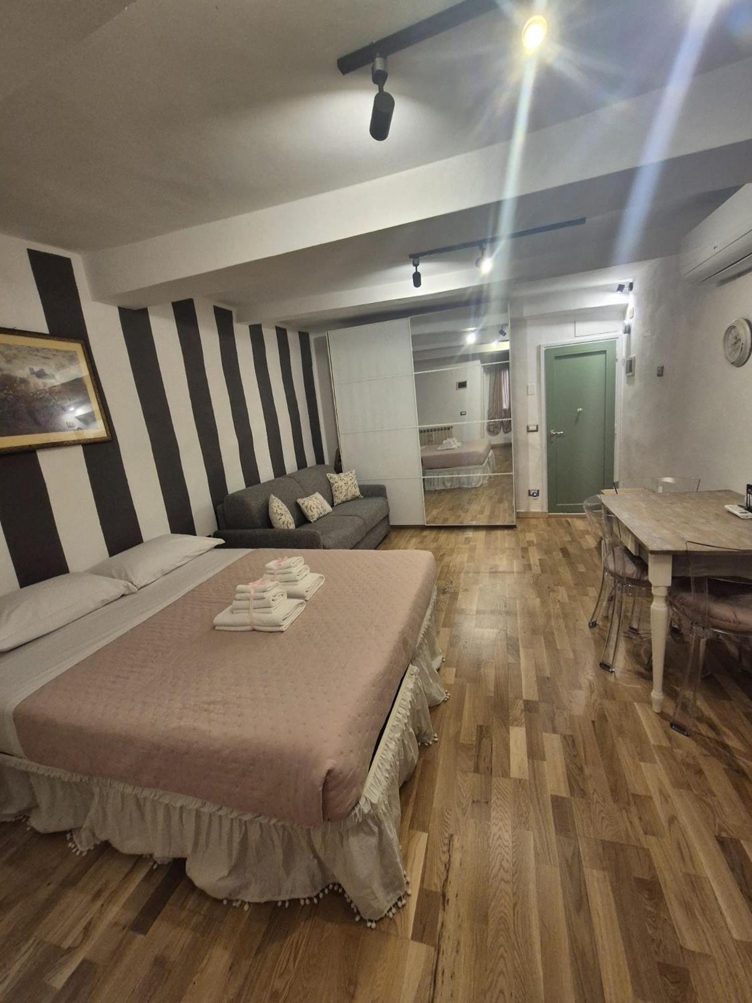Ognissanti Dream Suites ฟลอเรนซ์ ภายนอก รูปภาพ